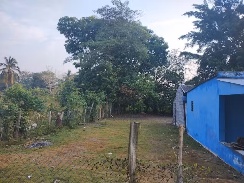 Ermita Todos Los Santos, G&uuml;iral Y Gonz&aacute;lez