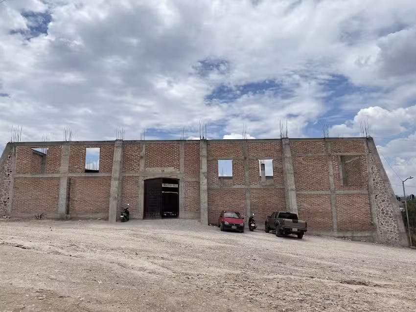 ESTACIONAMIENTO TEMPLO SAN JUAN DIEGO