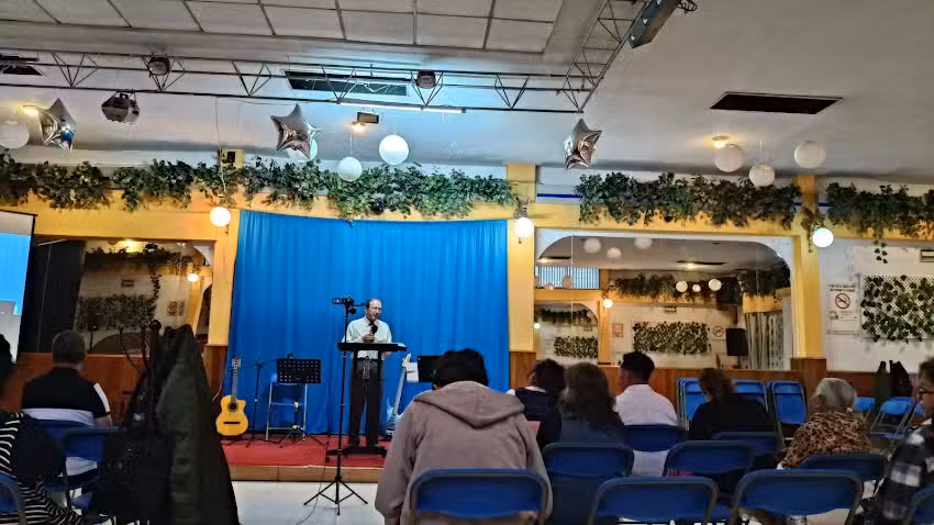 Estudios B&iacute;blicos de Lago