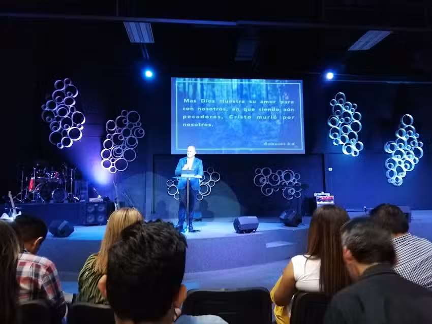 FUEGO VINO Y ACEITE PARA LAS NACIONES