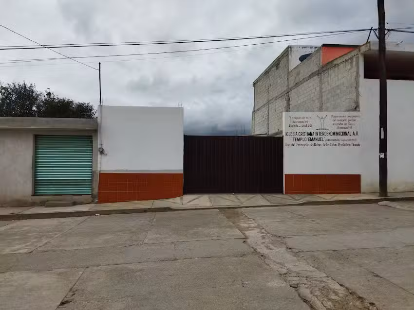 ICIAR TEMPLO EMANUEL