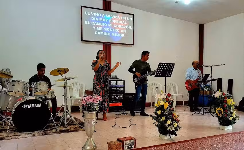 IDM. Fam. Cristo viene