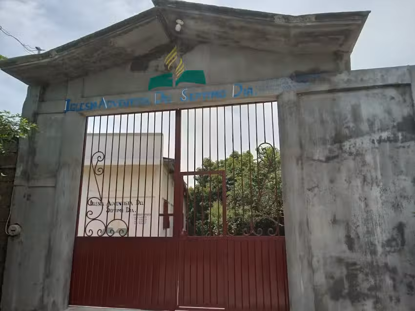 Iglesia Adventista del S&eacute;ptimo D&iacute;a, 2000