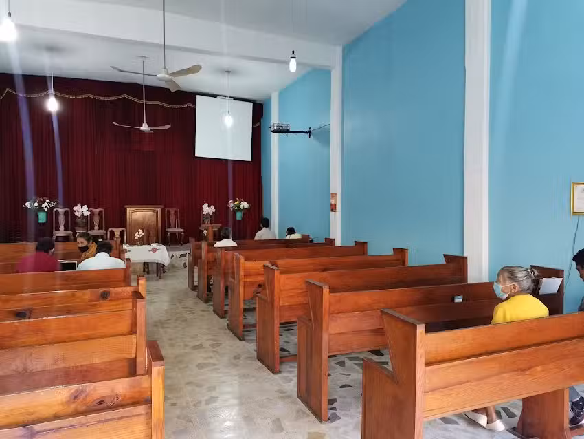 Iglesia Adventista del S&eacute;ptimo D&iacute;a 24 de Febrero