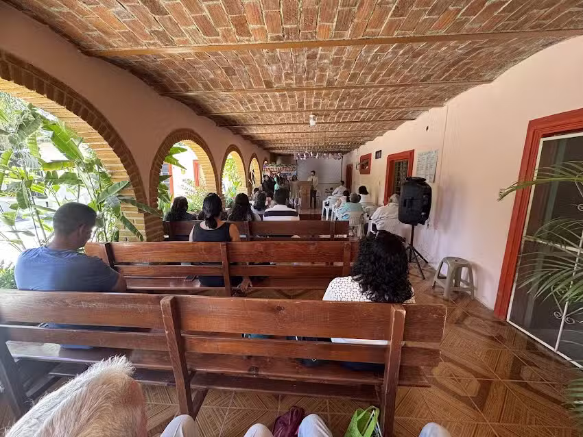 Iglesia Adventista Del S&eacute;ptimo D&iacute;a (Crucero)