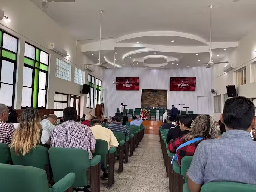 Iglesia Adventista del S&eacute;ptimo D&iacute;a, D&iacute;az Arag&oacute;n