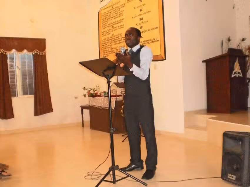 Iglesia Adventista del S&eacute;ptimo D&iacute;a &ndash; El Guayabo