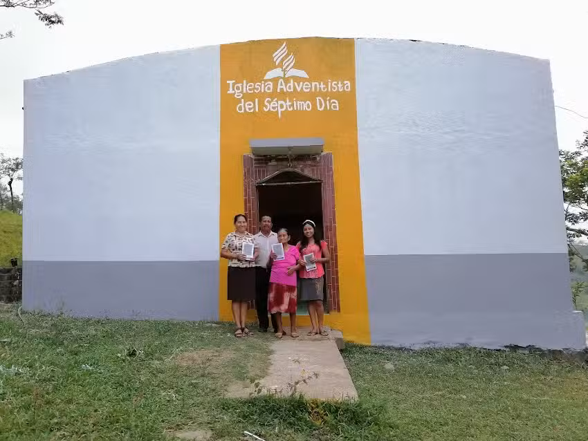 Iglesia Adventista del S&eacute;ptimo D&iacute;a El Jord&aacute;n