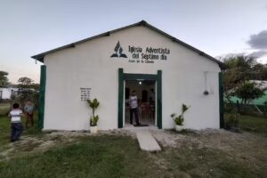 Iglesia Adventista del S&eacute;ptimo D&iacute;a Juan de la Cabada