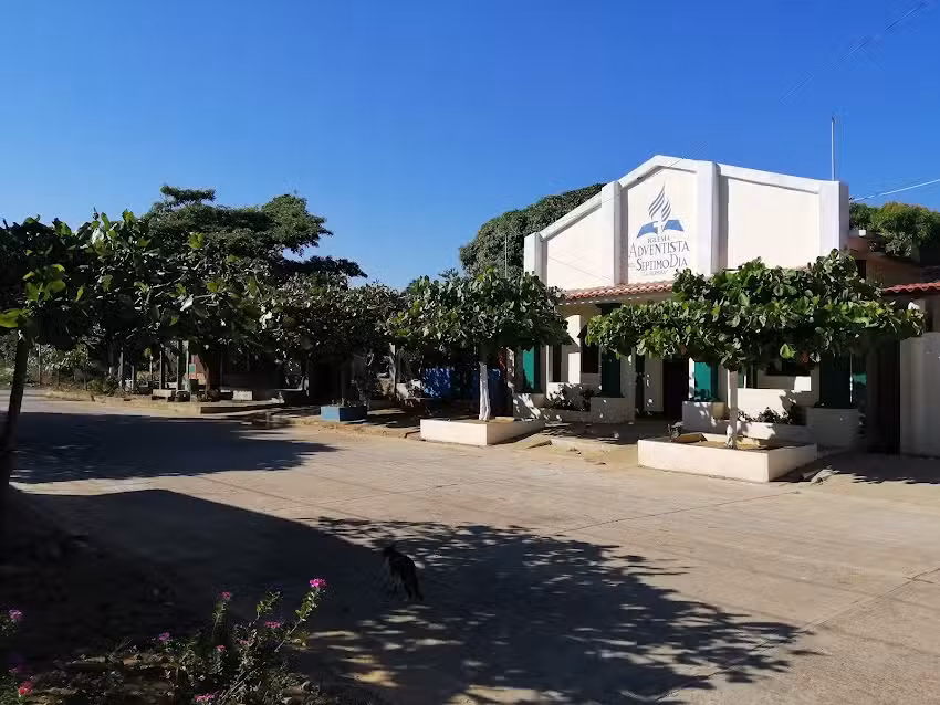 Iglesia Adventista Del S&eacute;ptimo D&iacute;a &ndash; La Hermosa