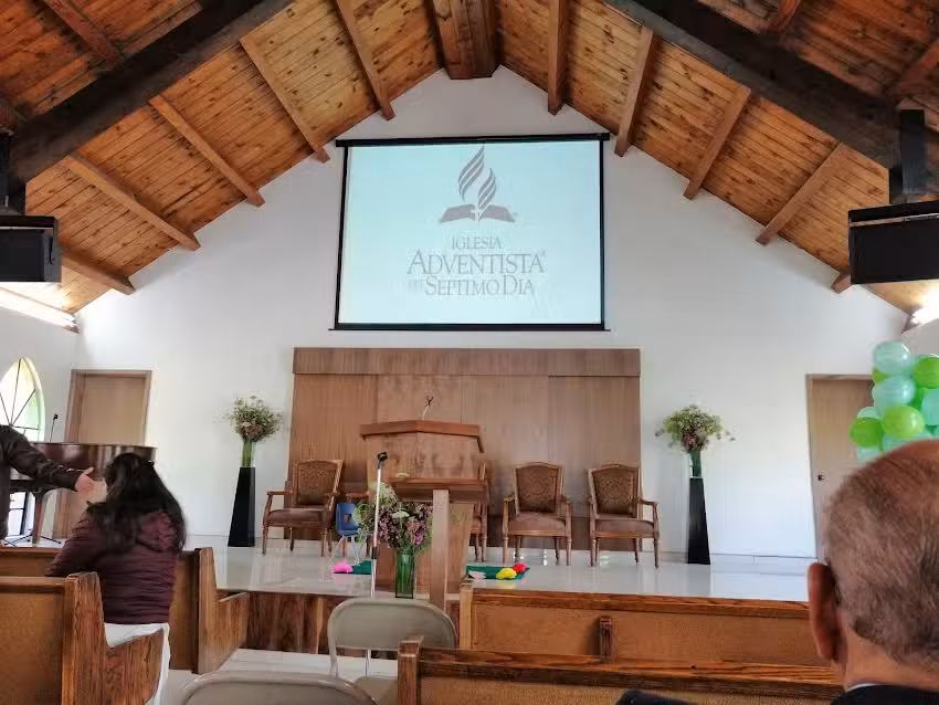 Iglesia Adventista del S&eacute;ptimo D&iacute;a &ldquo;La Postal&rdquo;