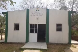 Iglesia Adventista del S&eacute;ptimo D&iacute;a &ndash; Loma Bonita