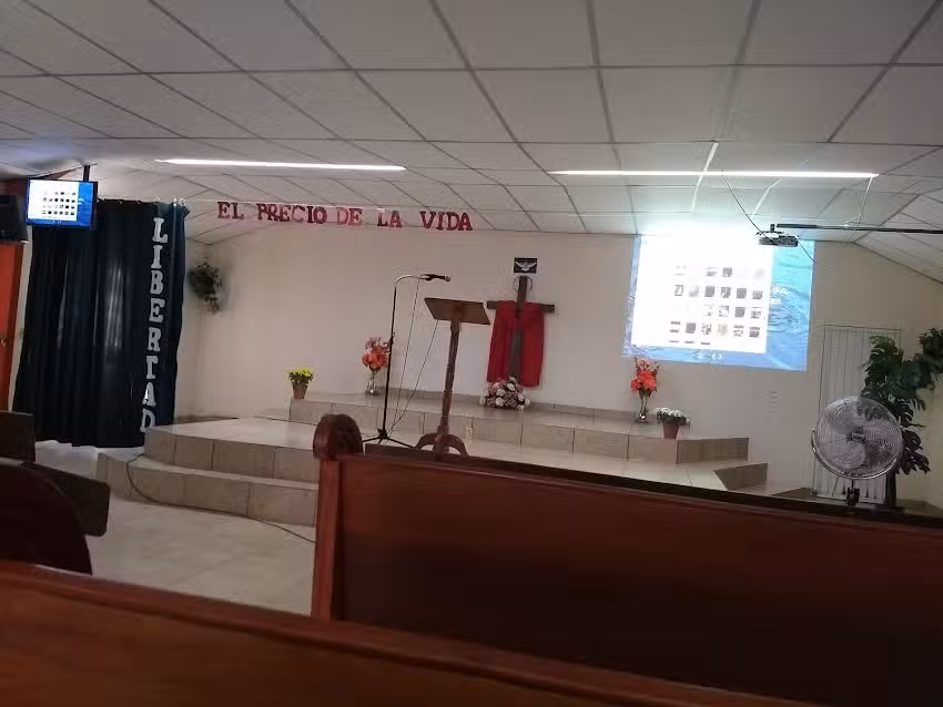 Iglesia Adventista del S&eacute;ptimo D&iacute;a &ndash; Los Ayalos