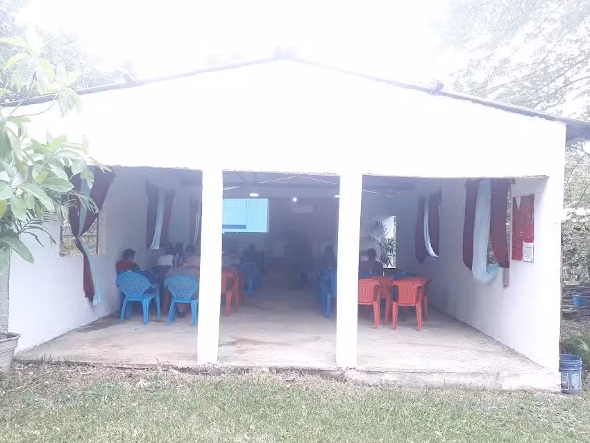 Iglesia Adventista del S&eacute;ptimo D&iacute;a &ndash; Nicol&aacute;s Bravo