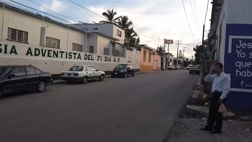 Iglesia Adventista Del Septimo Dia, Puente Central