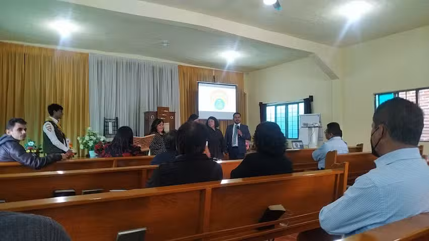 Iglesia Adventista Del Septimo Dia, Salvatierra