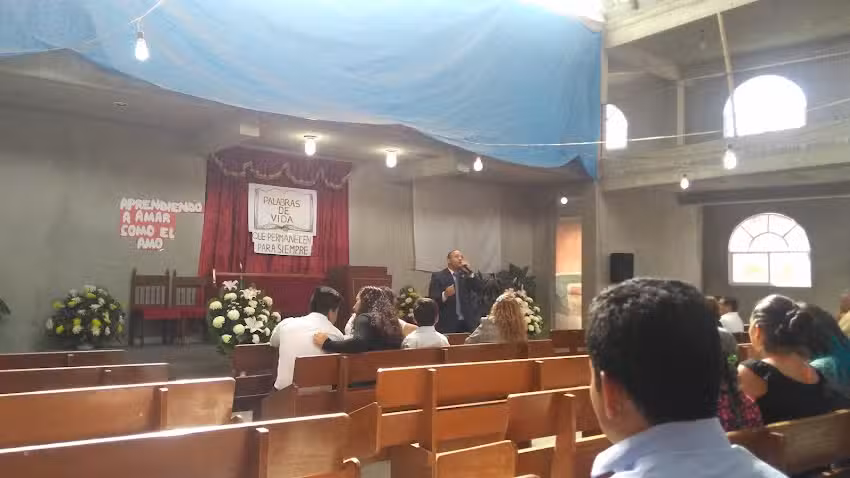 Iglesia Adventista del S&eacute;ptimo D&iacute;a Santa Elena