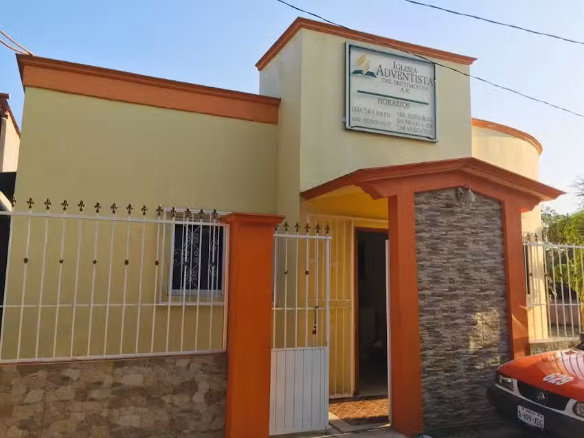 Iglesia Adventista del S&eacute;ptimo D&iacute;a Santa Fe