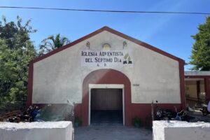 Iglesia Adventista del S&eacute;ptimo D&iacute;a Tepakan