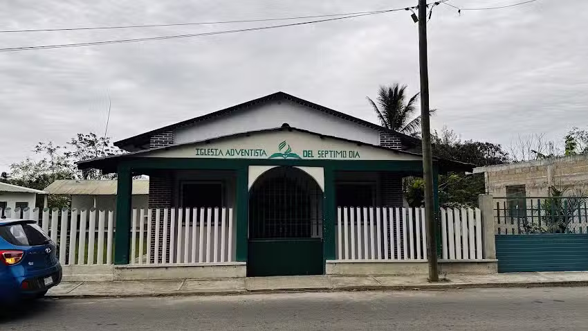 Iglesia Adventista del Septimo D&iacute;a &ldquo;Tilapan&rdquo;