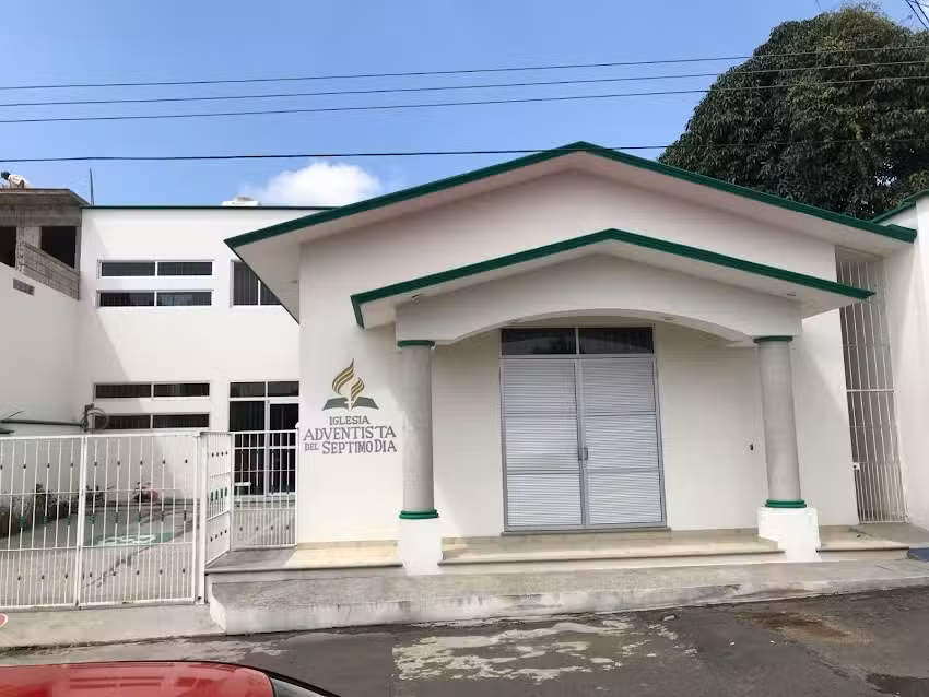 Iglesia Adventista del S&eacute;ptimo D&iacute;a Torre Fuerte
