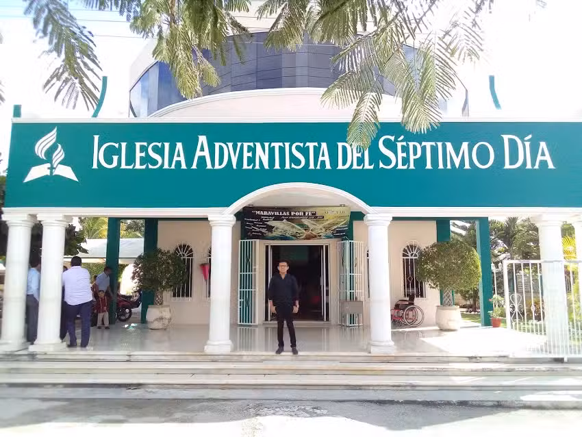 Iglesia Adventista Del S&eacute;ptimo D&iacute;a Yaxkukul 1