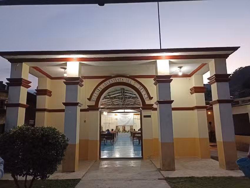 Iglesia Adventista Joya 1