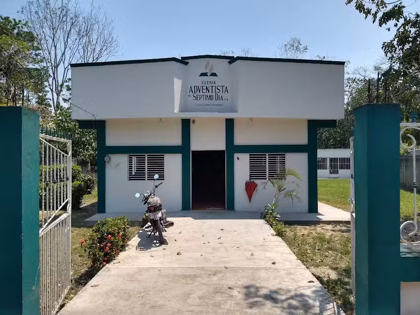 Iglesia Adventista &ldquo;Lucha 1&rdquo; Distrito Villa Aldama