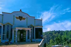 Iglesia alas de &aacute;guila