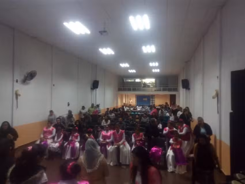 iglesia alfa y omega