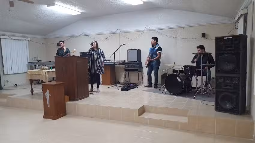 iglesia alpha y omega