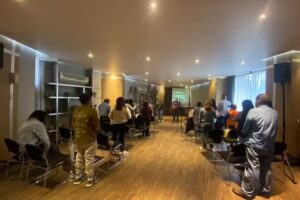 Iglesia Amor y Gracia &ndash; Comunidad y Restauraci&oacute;n