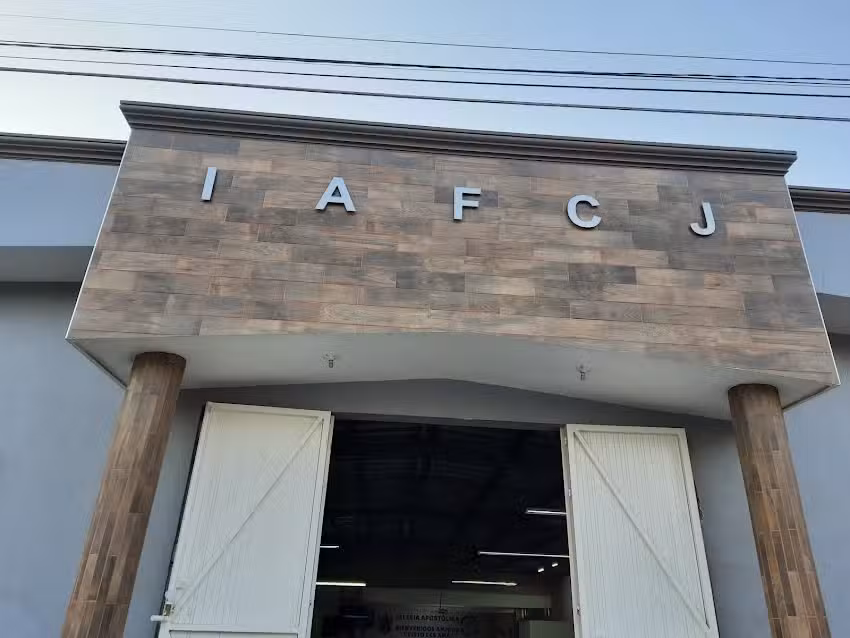 Iglesia Apost&oacute;lica de la Fe en Cristo Jes&uacute;s A.R. (IAFCJ)