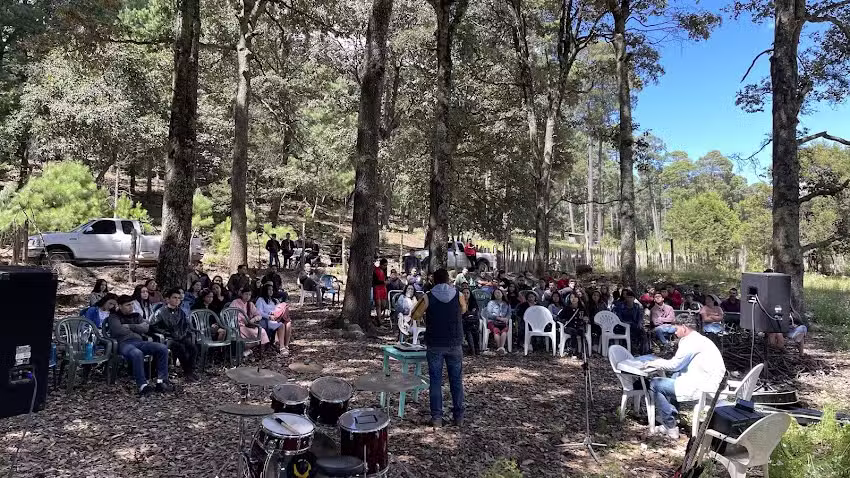Iglesia Apostolica de la F&eacute; en Cristo Jes&uacute;s en la Cebadilla