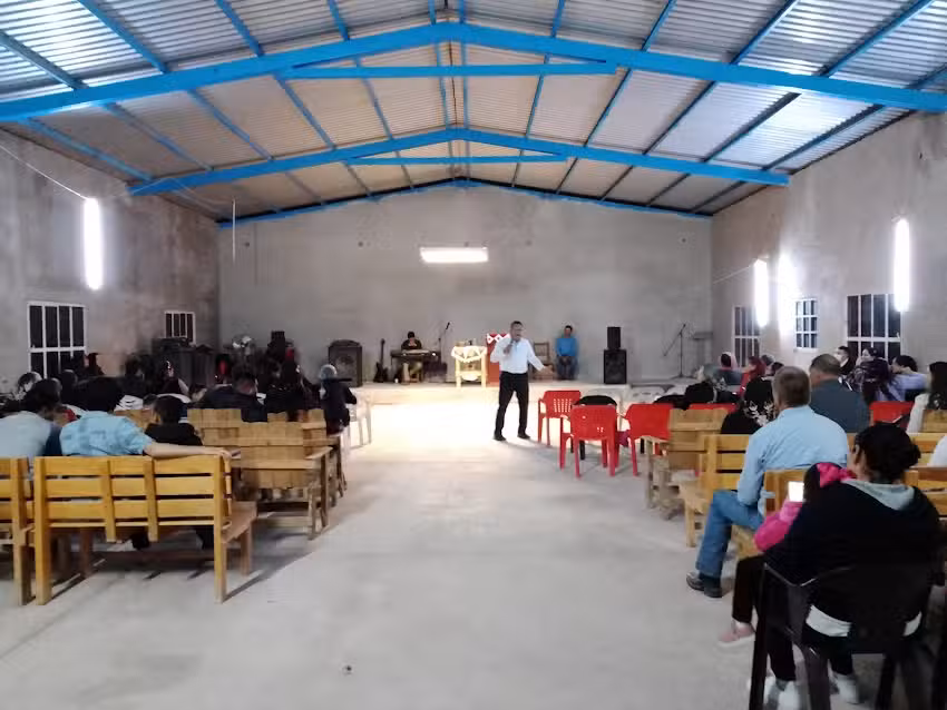 Iglesia Apost&oacute;lica de la F&eacute; en Cristo Jes&uacute;s (IAFCJ)