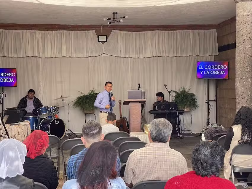 Iglesia Apost&oacute;lica de la Fe en Cristo Jes&uacute;s, plantaci&oacute;n San Juan Del R&iacute;o
