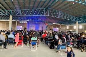 Iglesia Apostolica Dulce Grande