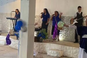 Iglesia apost&oacute;lica Pastor Manuel Cruz