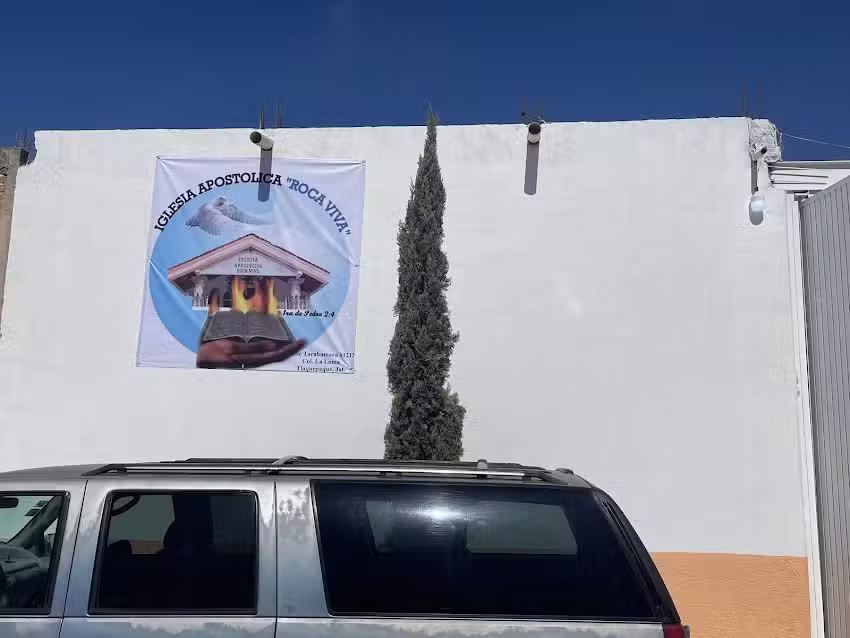 Iglesia Apost&oacute;lica Roca Viva