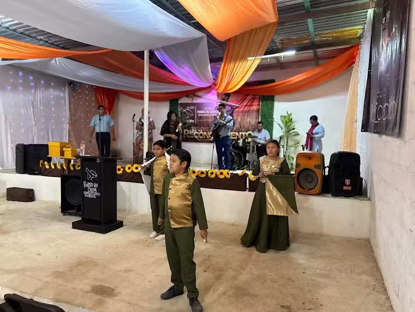 Iglesia Barro de Dios Felipe Carrillo Puerto