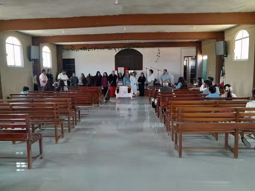 Iglesia Bautista &ldquo;Dios Es Amor&rdquo; (Misi&oacute;n &ldquo;Emmanuel&rdquo;)&rdquo;)