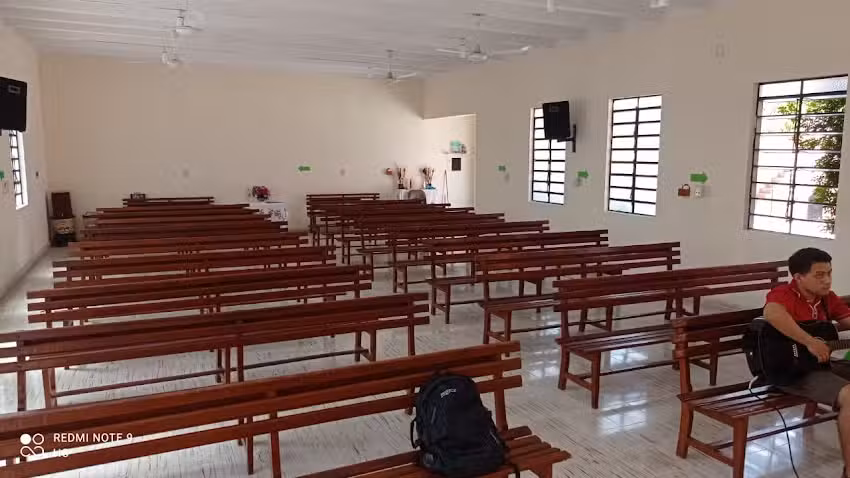 Iglesia Bautista Divina Gracia donde Jesucristo es la Respuesta