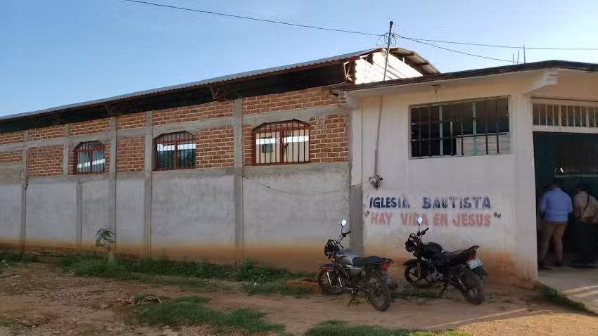 IGLESIA BAUTISTA HAY VIDA EN JES&Uacute;S