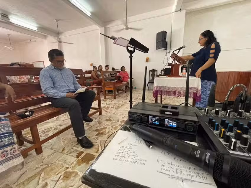 Iglesia Bautista &ldquo;La Verdad Os Har&aacute; Libres&rdquo;