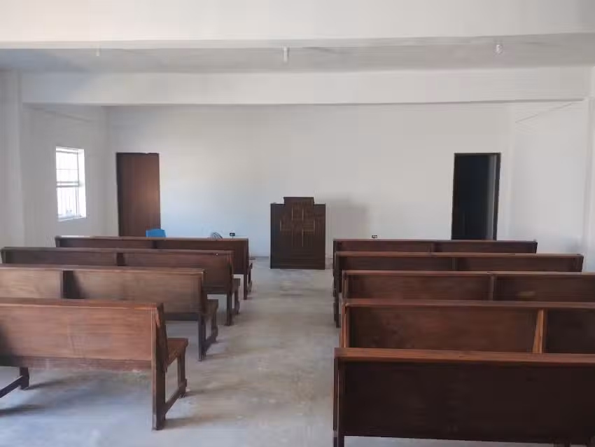 Iglesia Bautista &ldquo;Luz de Salvaci&oacute;n&rdquo;