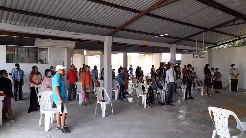 Iglesia Bautista Por Su Gracia