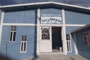 Iglesia Bautista R&iacute;os de Adoracion