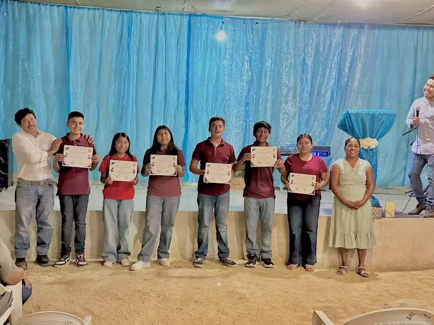 Iglesia Camino Estrecho