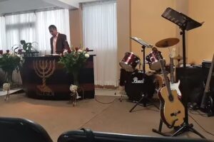 IGLESIA CASA DE RESTAURACI&Oacute;N Y LIBERACION