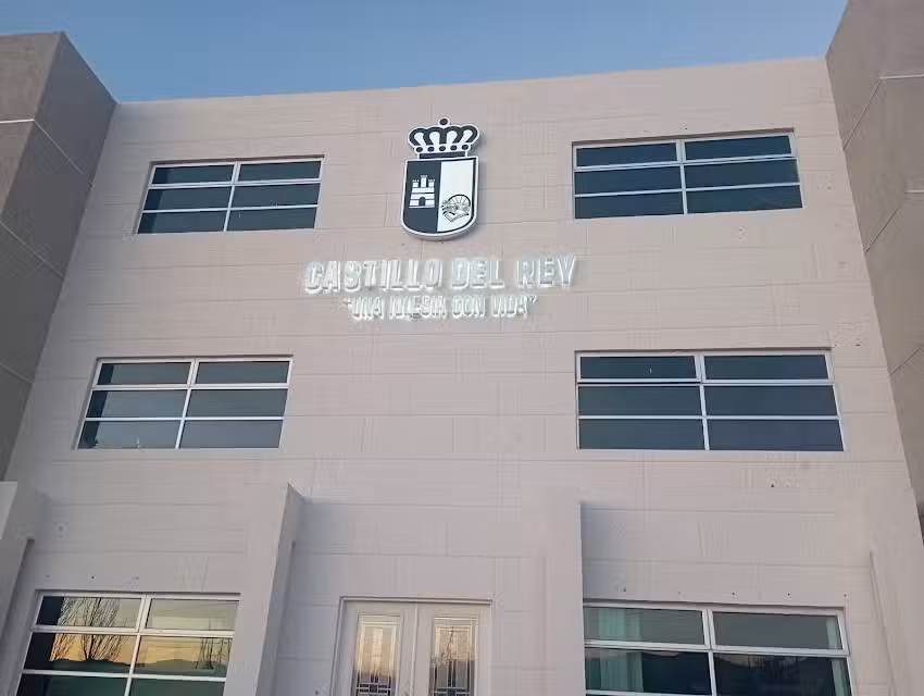 Iglesia Castillo Del Rey